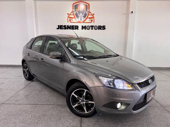 FORD FOCUS 1.6 GLX 16V FLEX 4P MANUAL